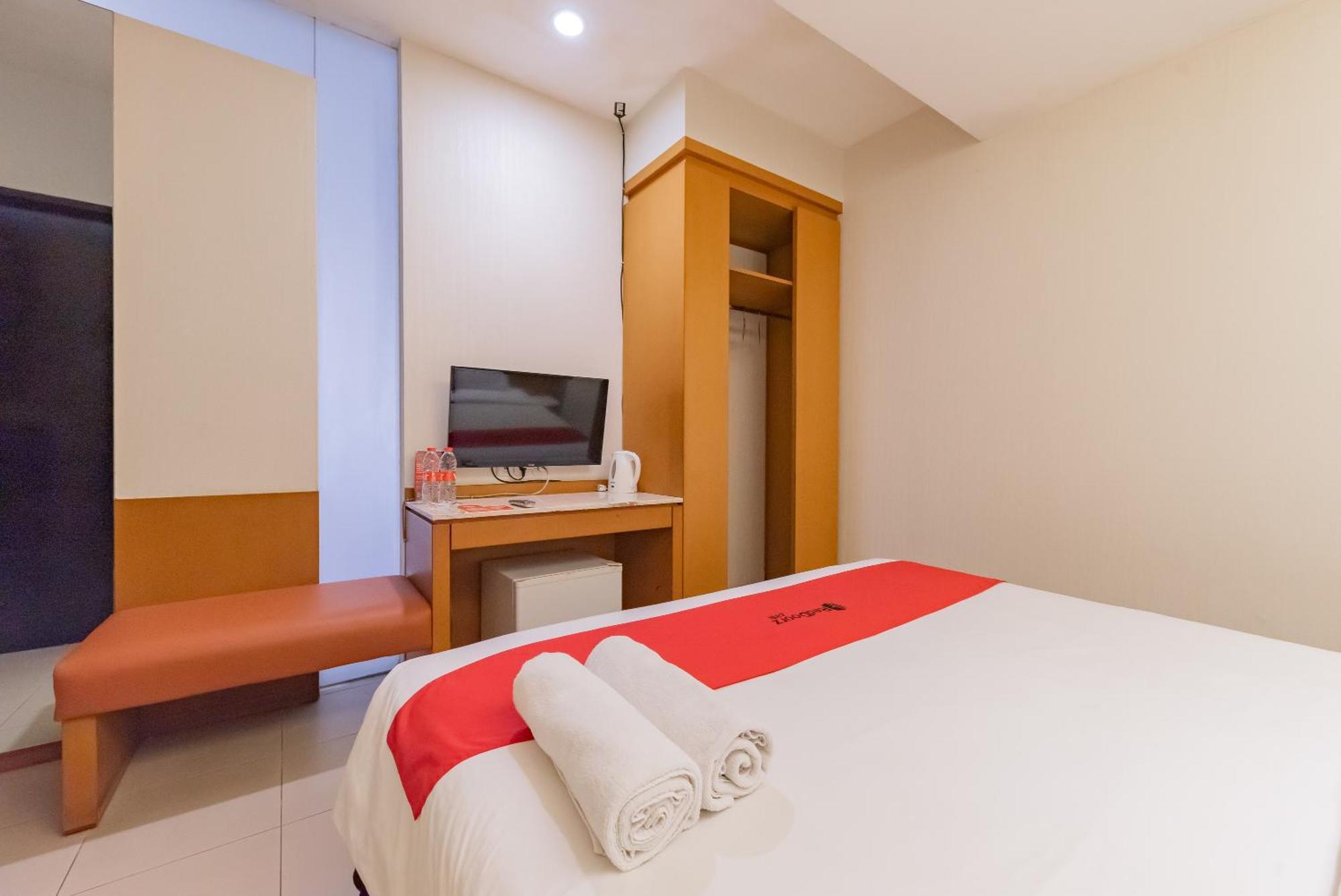 Reddoorz Plus @ Cipaganti Street 3 Bandung Eksteriør bilde