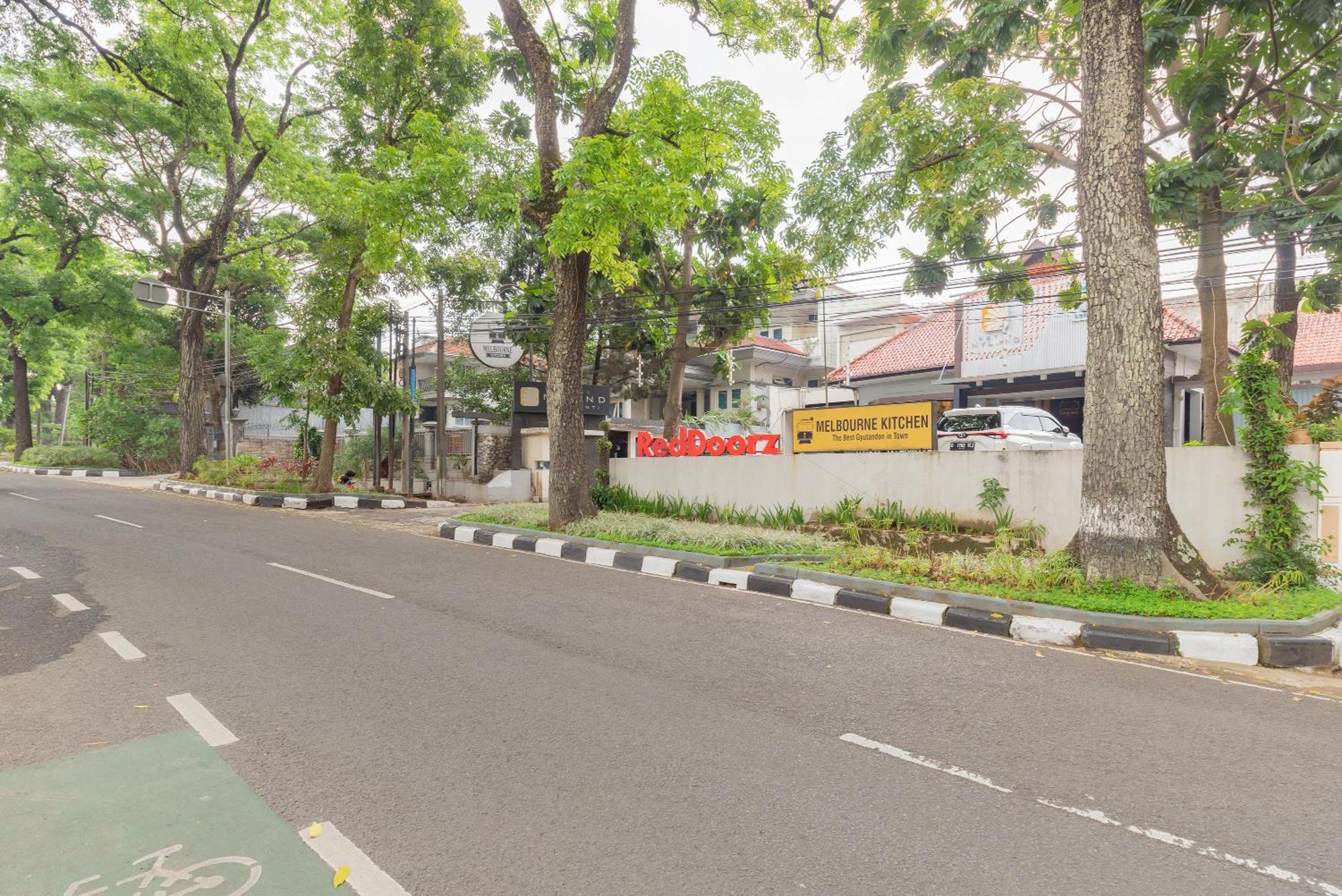 Reddoorz Plus @ Cipaganti Street 3 Bandung Eksteriør bilde