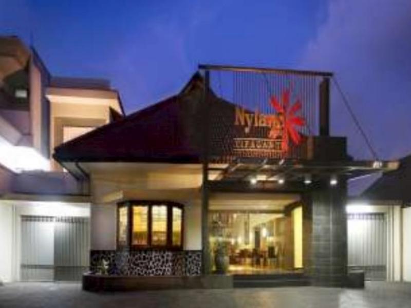 Reddoorz Plus @ Cipaganti Street 3 Bandung Eksteriør bilde